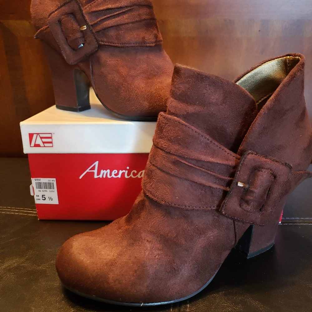 American Eagle by Payless Brown Suede Buckle Booties